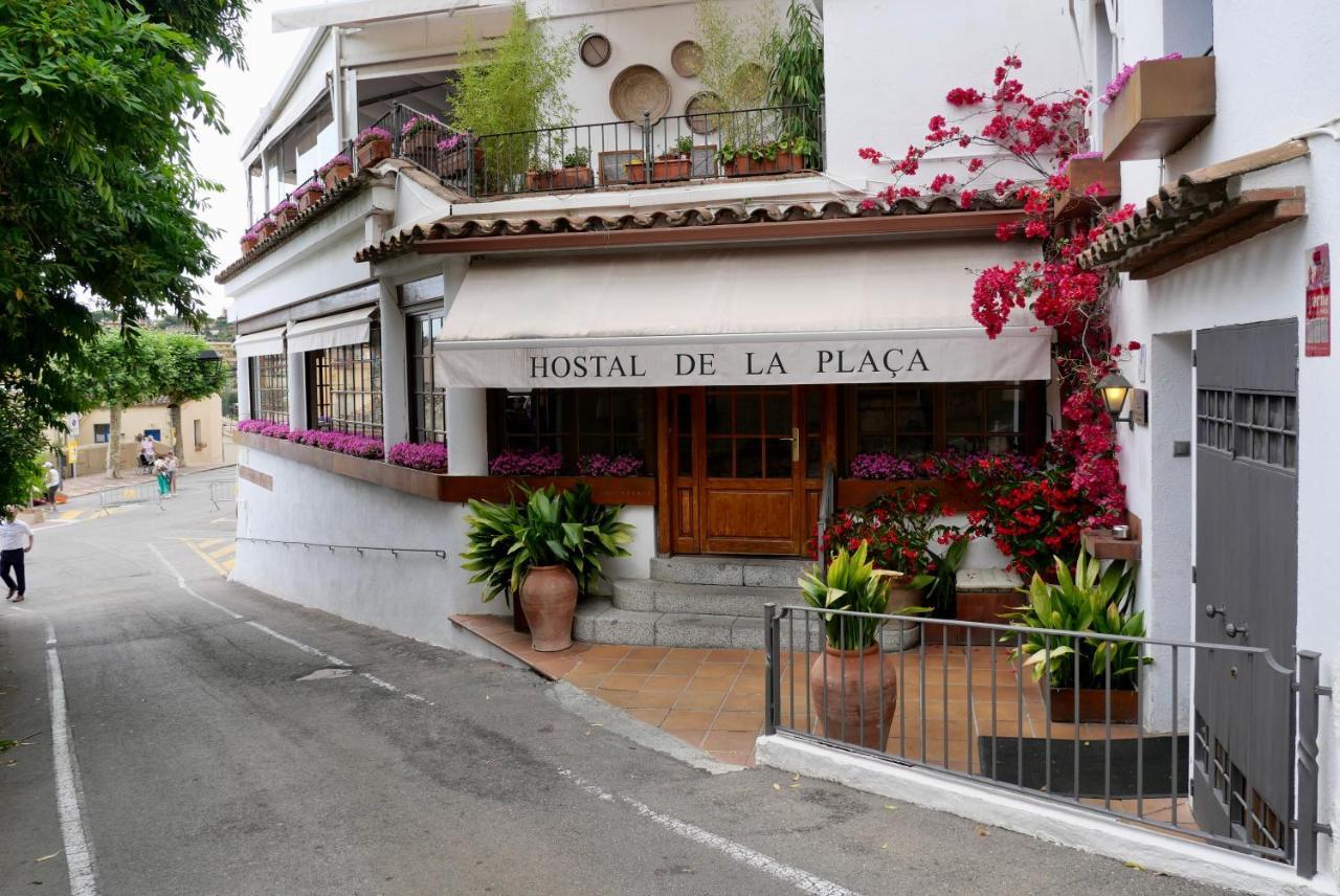 Hostal De La Placa - Hotel Boutique กาบริลส์ ภายนอก รูปภาพ