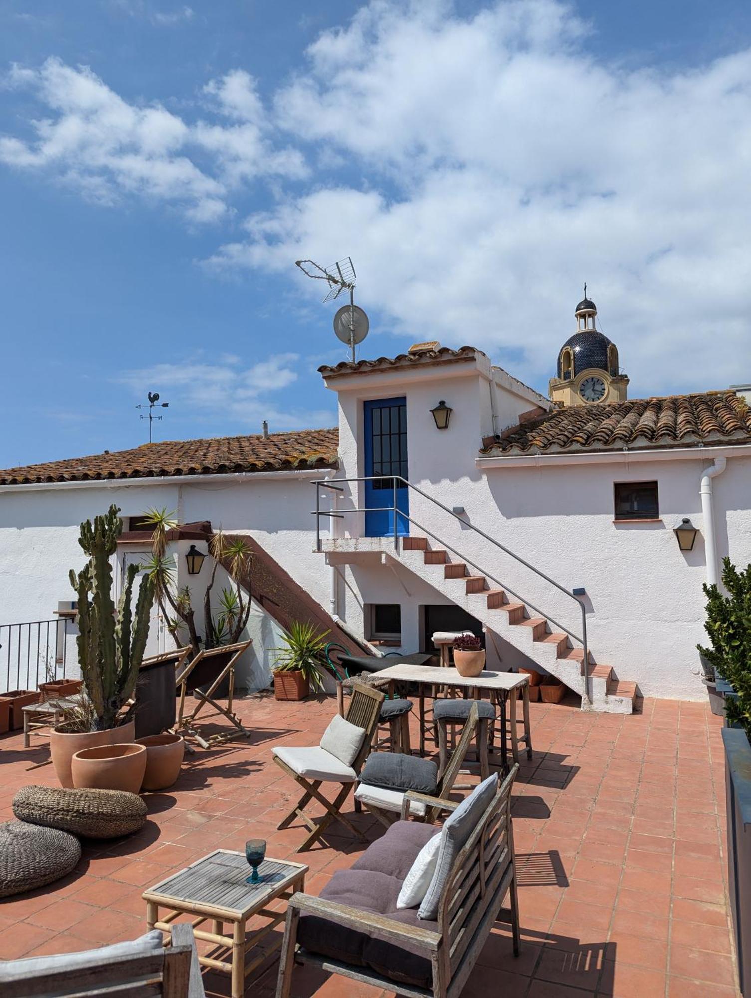 Hostal De La Placa - Hotel Boutique กาบริลส์ ภายนอก รูปภาพ